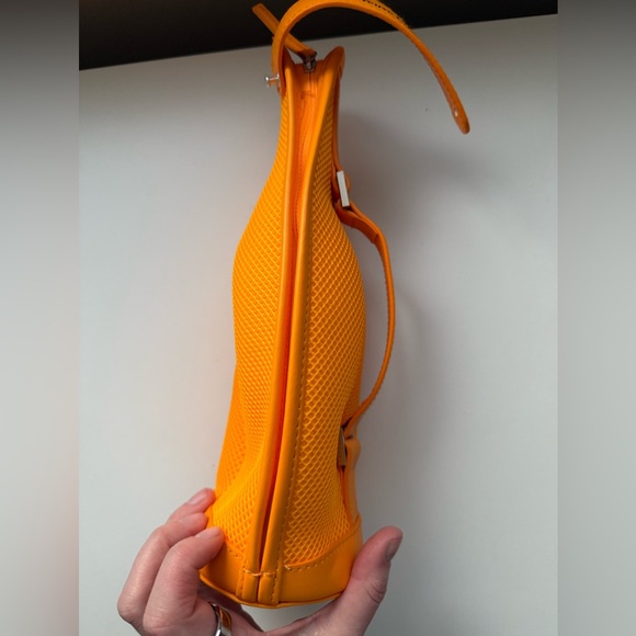 BNWOT Veuve Clicquot Brut Insulated Orange Ice Jacket - Picture 5 of 10